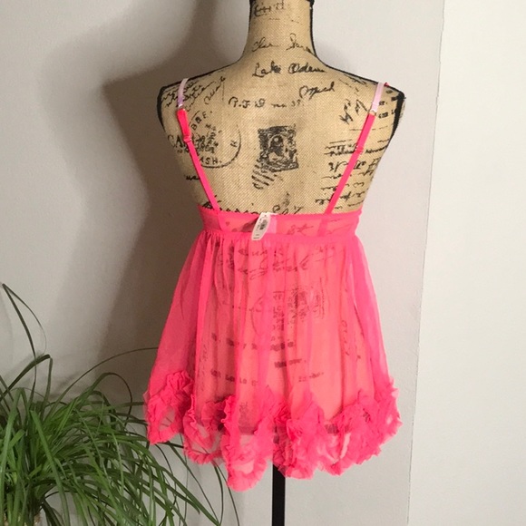 New Victoria Secret Lingerie - Picture 2 of 7